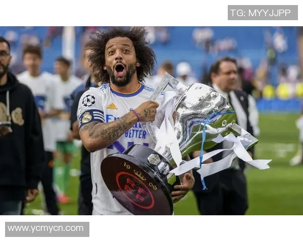 最脏后卫足球明星揭示场上隐秘战术与不为人知的职业生涯